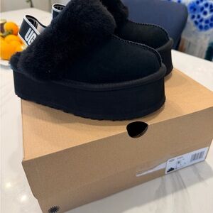 UGG Black Funkette Platform Slipper